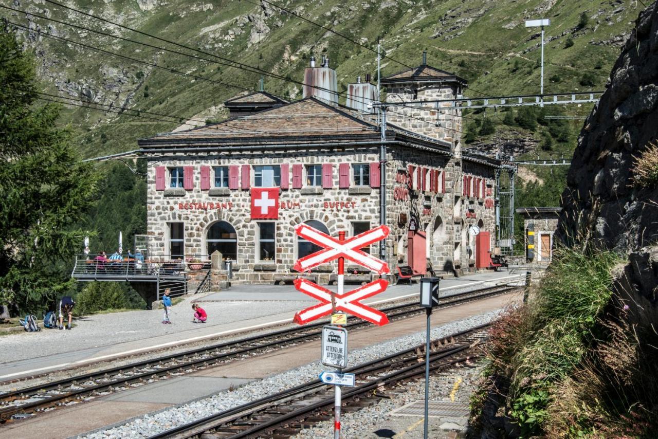 Hotel Bed & Rooms , Corte Rossa -1 Min Walk To Bernina Express Тирано Экстерьер фото