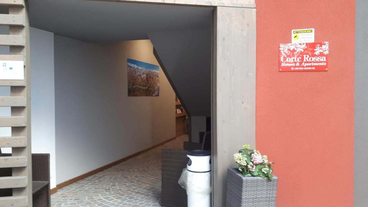 Hotel Bed & Rooms , Corte Rossa -1 Min Walk To Bernina Express Тирано Экстерьер фото